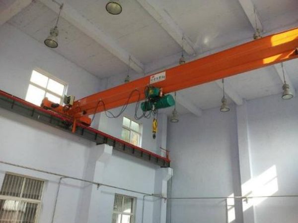 南阳市吊车电话_吊车租赁提醒您租赁前最好先了解适合